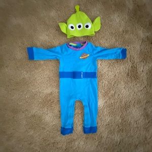 Toy Story Alien Stretchy Sleeper and Hat for baby